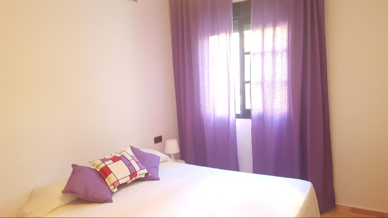 Apartamentos Dona Lola Севиля Екстериор снимка