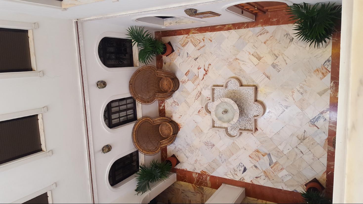 Apartamentos Dona Lola Севиля Екстериор снимка